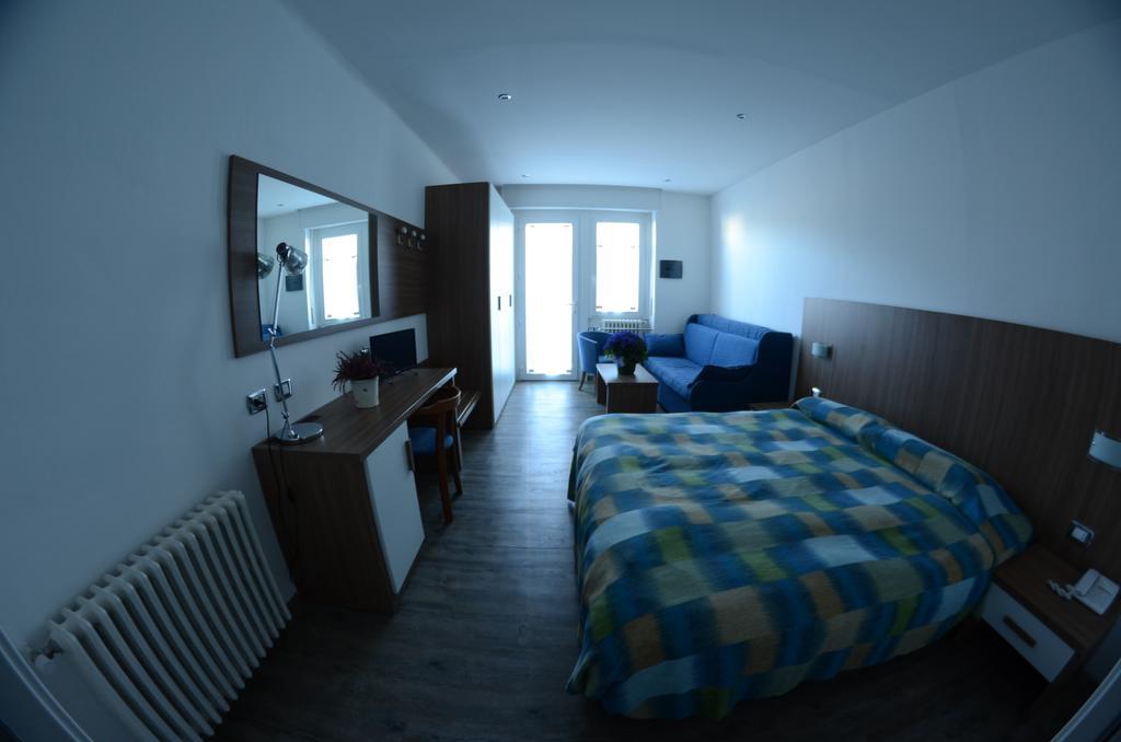 Hotel National Zelbio Extérieur photo